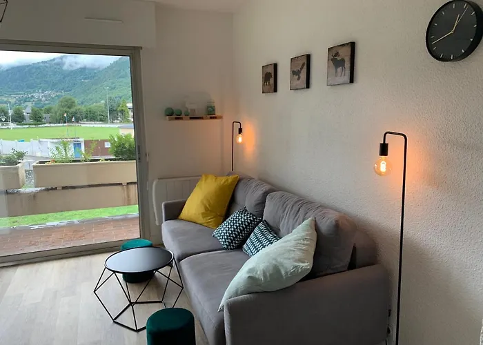 Centre-ville Saint-lary Vue Montagne Apartman *