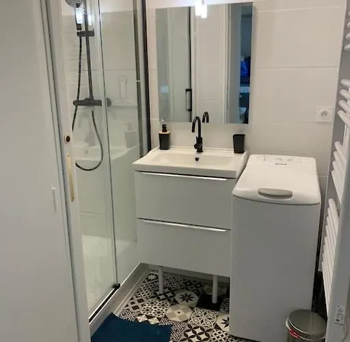 Centre-ville Saint-lary Vue Montagne Apartman *