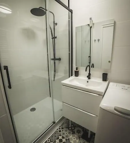 Centre-ville Saint-lary Vue Montagne Saint-Lary-Soulan