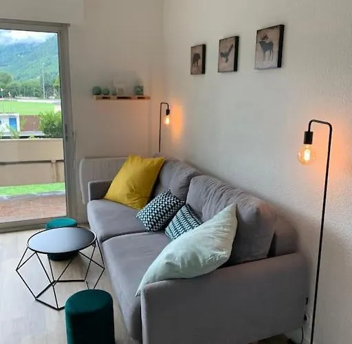 Centre-ville Saint-lary Vue Montagne * サン・ラリー・スラン