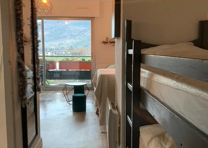 Centre-ville Saint-lary Vue Montagne アパート サン・ラリー・スラン